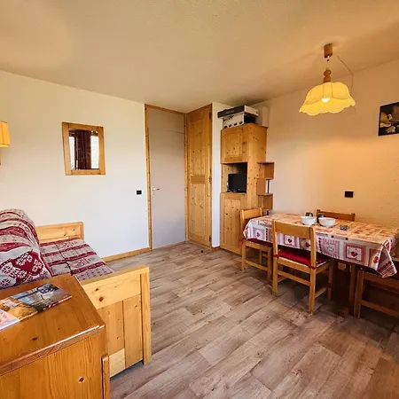 2 Pieces Pour 5 Pers, Animaux Admis - Fr-1-353-157 La Plagne-Tarentaise